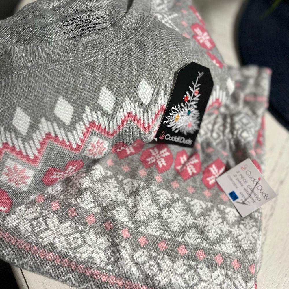 Cuddl Duds Light Gray Sweater